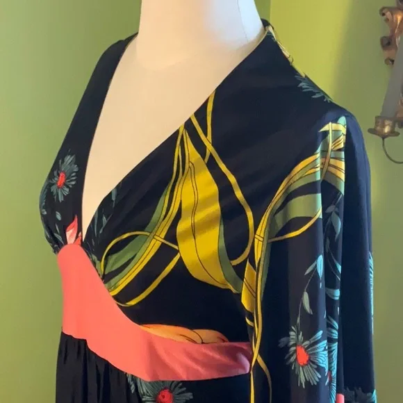 Vintage 70s angel sleeve maxi dress - Picture 2 of 7